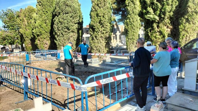 Excavaciones en el cementerio municipal de Alicante