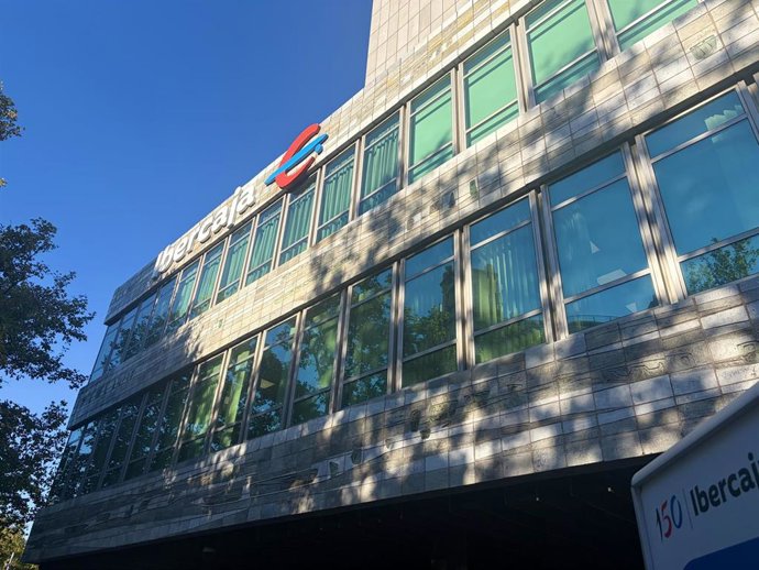 Sede de Ibercaja en Zaragoza, en plaza Paraíso.
