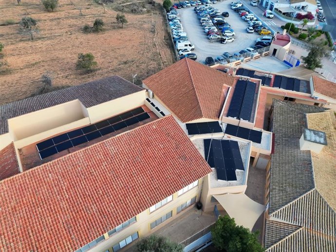 Archivo - Autoconsumo del CEIP Sant Jordi, de Sant Josep de sa Talaia (Eivissa)