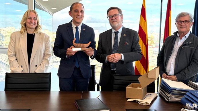 Visita del delegado del Gobierno al Port de Tarragona