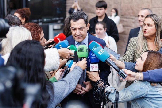 El presidente de la Junta de Andalucía, Juanma Moreno, este martes en Granada