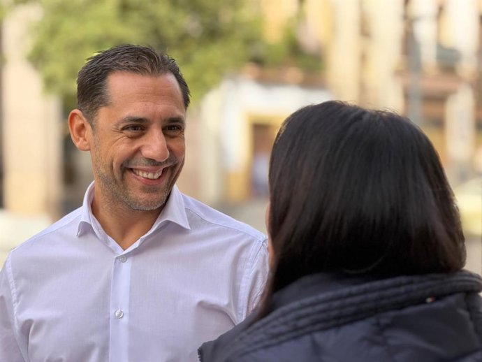 El cabeza de lista de Frente Amplio por Córdoba al Congreso, Sebastián Pérez.