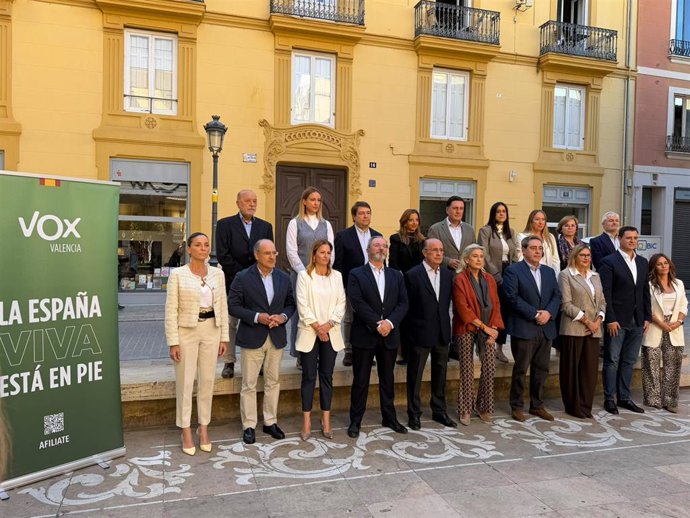 Presentación de los candidatos de Vox al Congreso por Valencia para el 29N