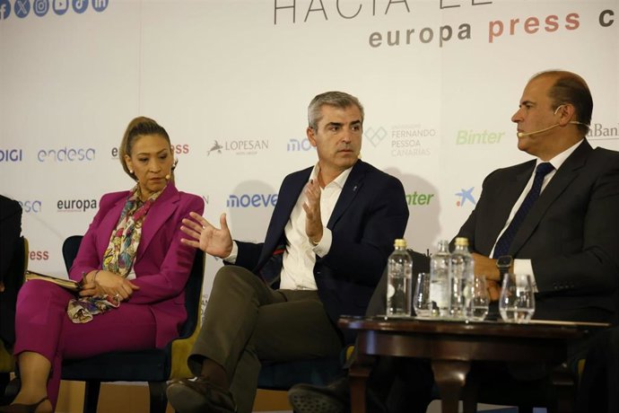 El vicepresidente del Gobierno, Manuel Domínguez, en el encuentro informativo de Europa Press 'Canarias hacia el futuro'