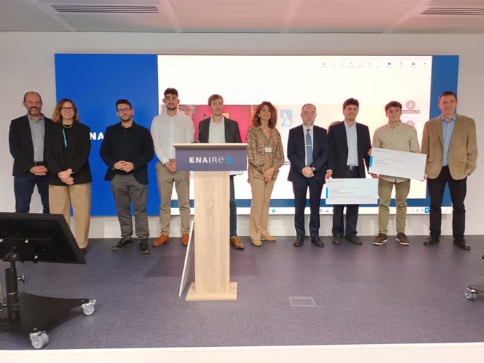 Enaire premia dos 'start-ups' para optimizar el espacio aéreo y predecir el tráfico con IA