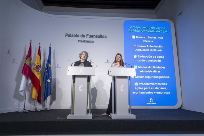 La Consejera Bienestar Social, Bárbara García Torijano, Y La Consejera De Desarrollo Sostenible, Mercedes Gómez, Ha Informado En Rueda De Prensa De Los Asuntos De Sus Departamentos Aprobados En Consejo De Gobierno.