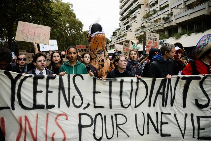 25 de outubro de 2026, Paris, Occitânia, França: O número de participantes foi menor do que no sábado anterior.