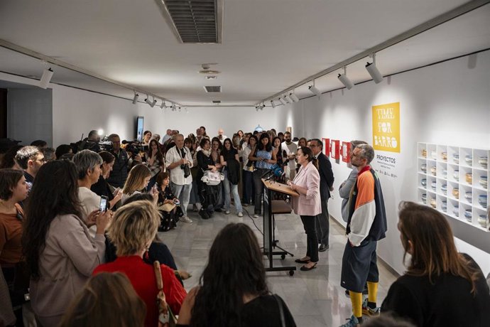 El Archivo Municipal de Málaga presenta ‘Time for barro' con obras de alumnado y egresadas de escuela de arte San Telmo.