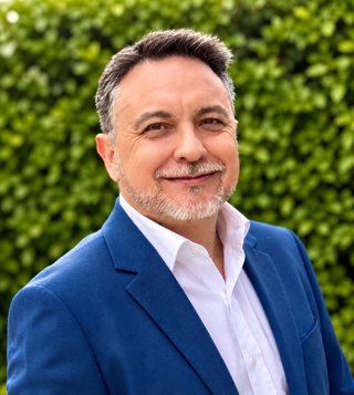 Dr. David Pérez Martínez, especialista en Neurología y jefe de Servicio del Hospital Universitario La Luz y presidente del Patronato de la Fundación Alzheimer España.