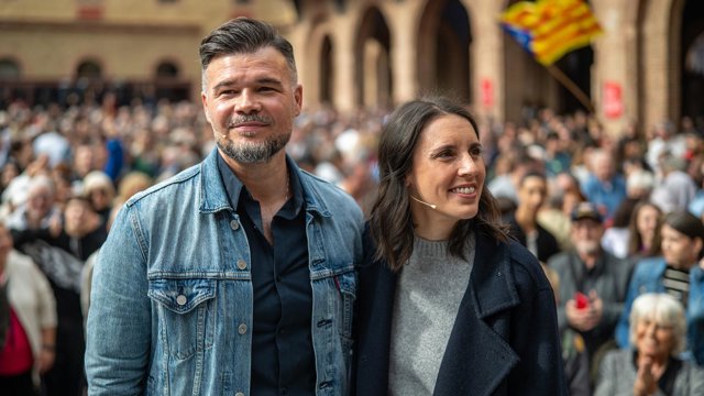 La candidata de Podemos a las elecciones del 29N, Irene Montero, y el cabeza de lista de ERC, Gabriel Rufián,