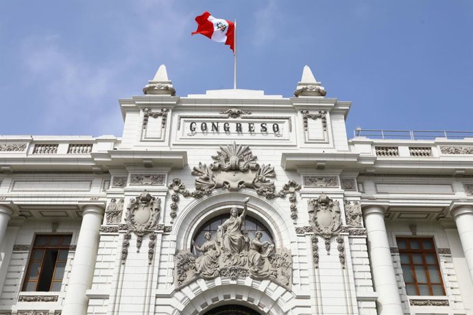 Archivo - Perú.- Diputados: comisión debatirá propuesta que fortalece vigilancia sanitaria de alimentos