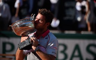 Archivo - Stanislas Wawrinka, tenista suizo, en la final de Roland Garros