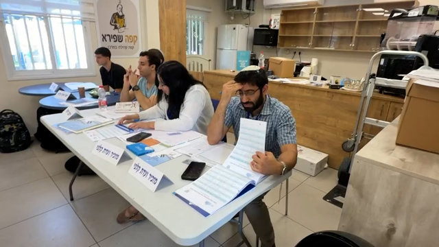 Netanyahu ganaría unas muy ajustadas elecciones legislativas en Israel según pri
