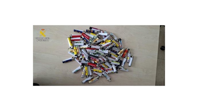Mecheros aprehendidos en un bazar de Palencia