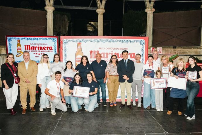 Con Sentido de Mari, de Cehegín, y La Flota, de Cartagena, ganan el concurso a la Mejor Marinera de la Región