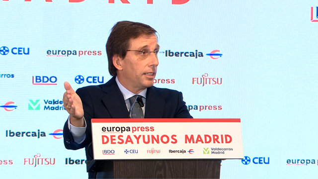 Almeida avisa que se juegan la democracia en las generales