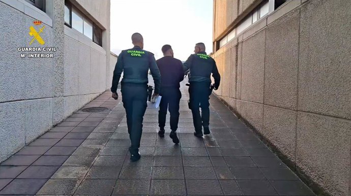 Uno de los detenidos.