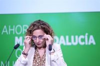 Montero se solidariza con las víctimas y se declara "conmocionada" por el "grave accidente ferroviario"