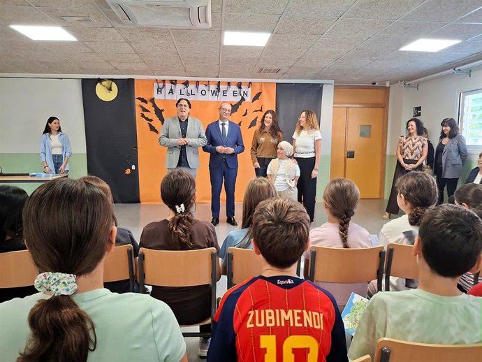 Una campaña de sensibilización sobre discapacidad llegará este curso a unos 70 colegios de la Región