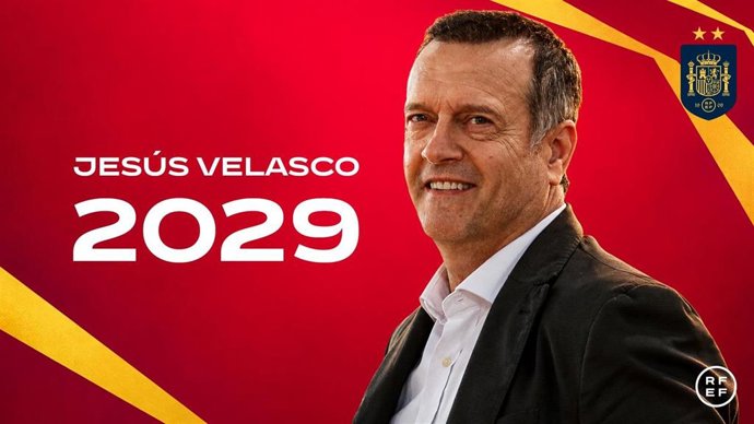 Suspendido el acto de renovación del seleccionador nacional de fútbol sala, Jesús Velasco, por el accidente ferroviario en Toledo.