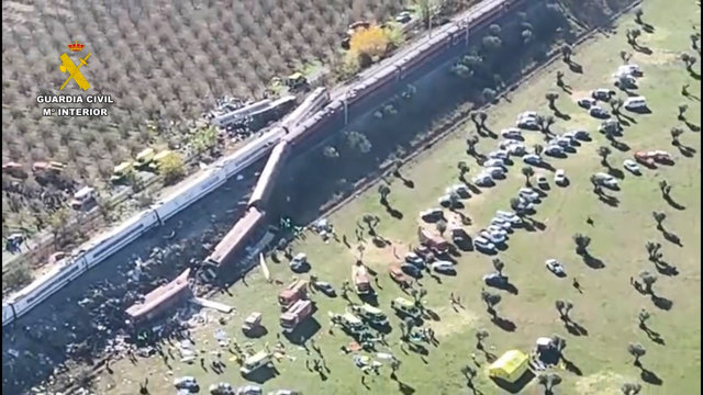 Al menos 30 muertos según el Gobierno de Castilla La Mancha en el siniestro ferr