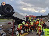 Foto: Fallece el conductor de un camión en un accidente en la AP-7 en Xeresa