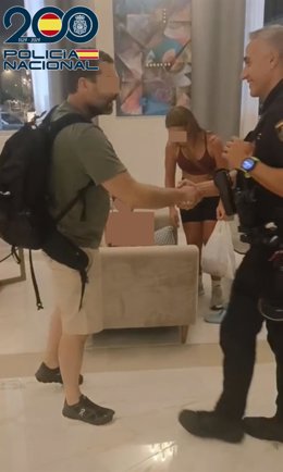 La Policía Nacional localiza a un menor con autismo que se había perdido en Maspalomas, en Gran Canaria