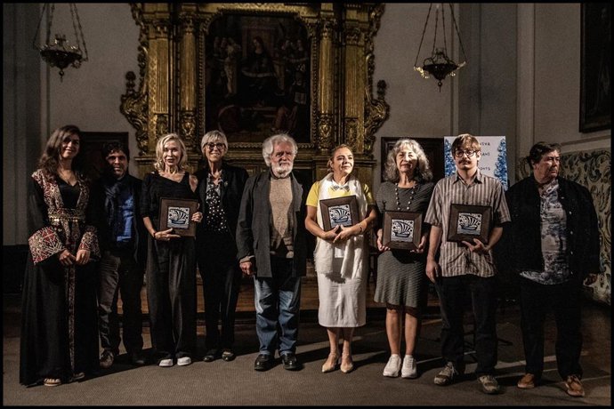 Archivo - Grupo premiados Mostra Viva