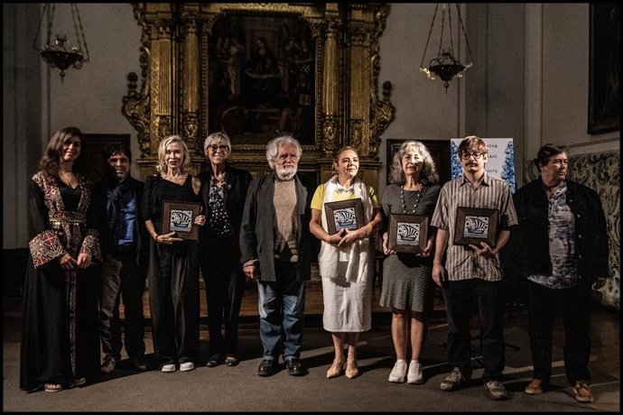 Archivo - Grupo premiados Mostra Viva