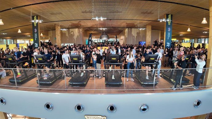 Technogym y World Athletics crean el primer Mundial de 5 kilómetros en cinta de correr.