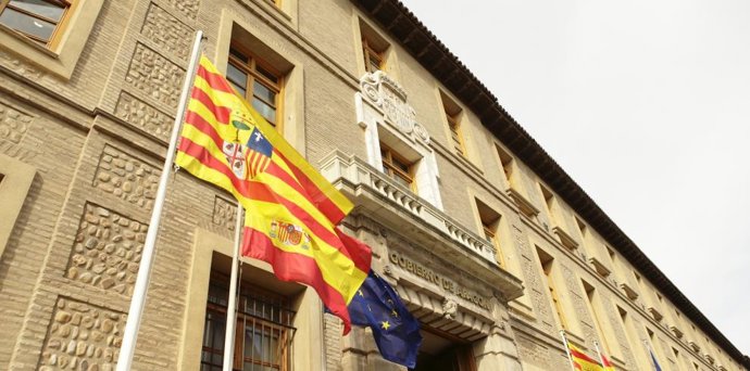 Archivo - Edificio Pignatelli, sede del Gobierno de Aragón.