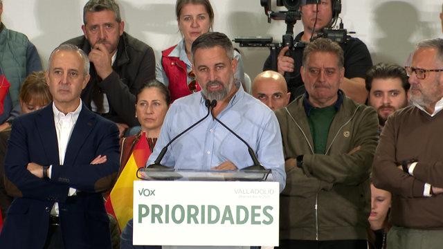Abascal afirma que el Gobierno responsabilizará del accidente a un "chivo expiat
