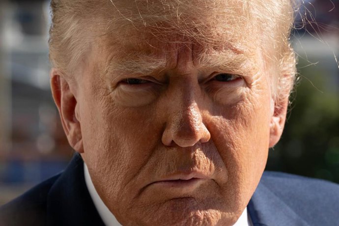October 25, 2026, Washington, District Of Columbia, United States: President DONALD TRUMP speaks to the press before departing the White House en route to Port Huron, Michigan, where he is scheduled to hold a political rally.,Image: 1146528218, License: R