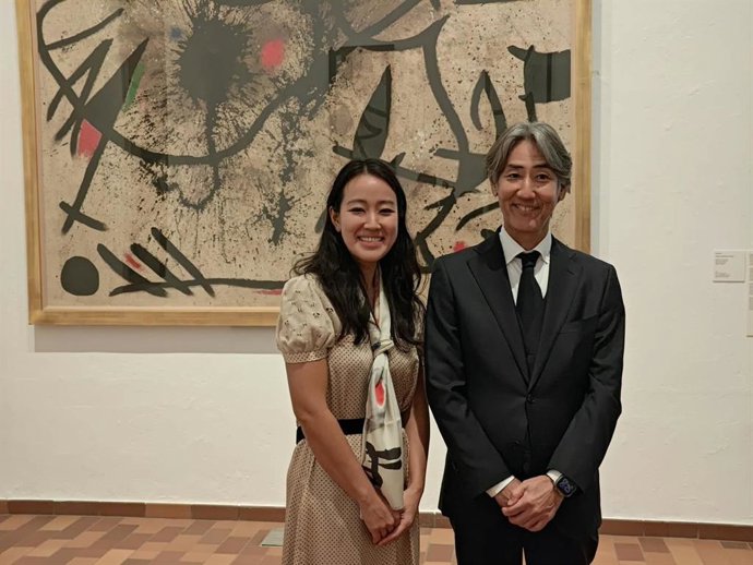 Los hijos de Kazumasa Katsuta en la Fundación Miró.