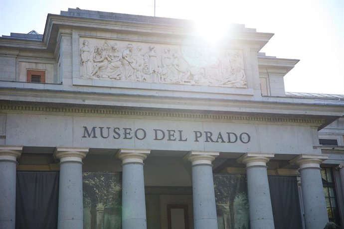 Archivo - Fachada del Museo del Prado, a 12 de abril de 2024, en Madrid (España). El Museo Nacional del Prado se encuentra entre los diez museos más concurridos del mundo el pasado año 2023, según The Art Newspaper, que, además, afirma que se han recupera