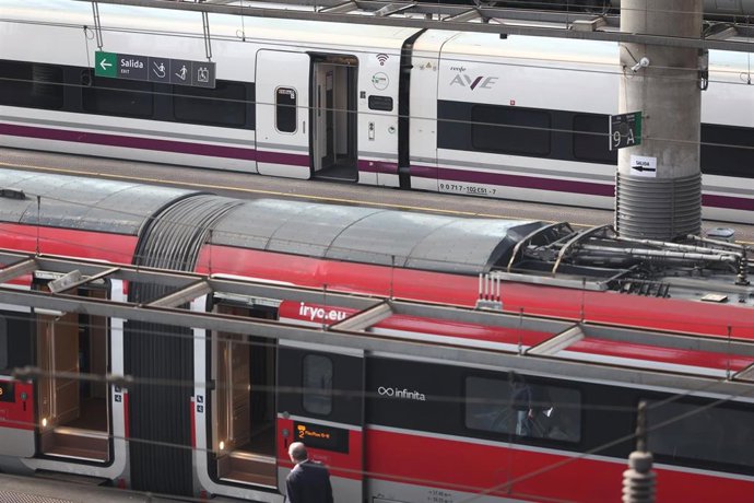 Un tren en la Estación Madrid Puerta de Atocha Almudena Grandes, a 29 de octubre de 2026, en Madrid