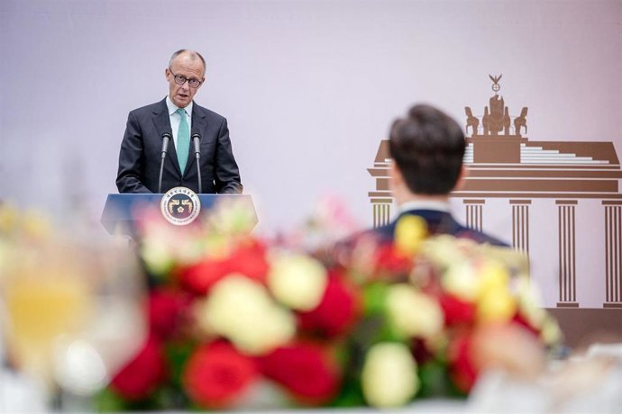 El canciller alemán, Friedrich Merz, durante su visita a Seúl.