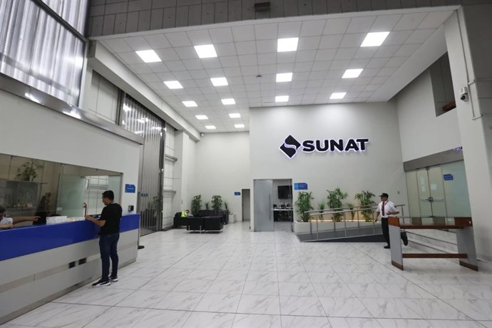 Perú.- Sunat aprobó nueva versión de planilla electrónica para adecuarla al alza de sueldo mínimo