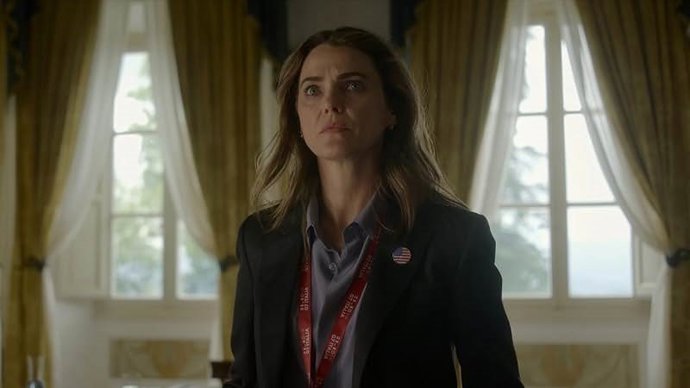 La diplomática renueva por una quinta temporada en Netflix