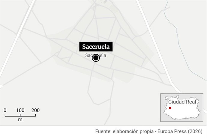 El incendio se ha producido en una nave industrial en la localidad de Saceruela.