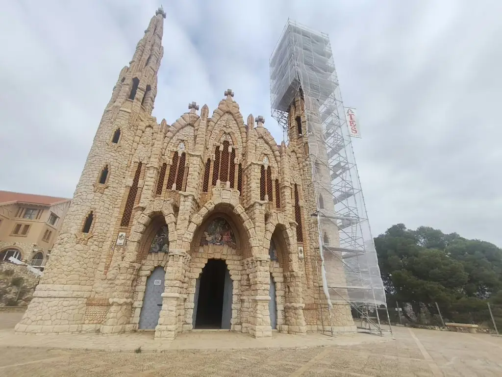 Obras en el Santuario de Santa María Magdalena de Novelda