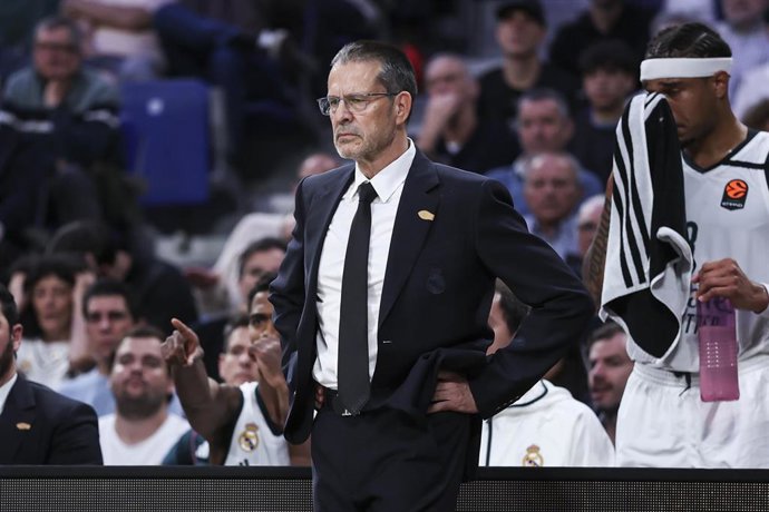 Pedro Martínez durante el Real Madrid-Fenerbahce de la Euroliga 2026-2027