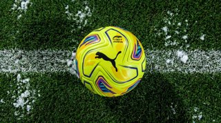 Versión del balón Stellar Nitro Ultimate para los meses de invierno de la Liga F Moeve 2026-27.