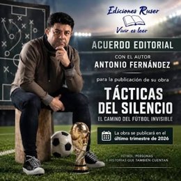 El entrenador, ojeador y director de fútbol Antonio Fernández Marchán presenta su libro 'El camino del fútbol invisible' en San Sebastián de los Reyes.