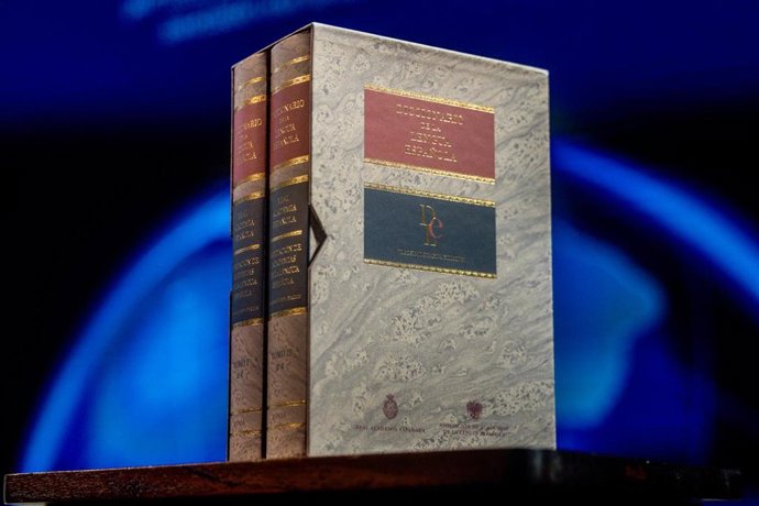 Un ejemplar de la 24ª edición del 'Diccionario de la lengua española', de la Real Academia Española. 