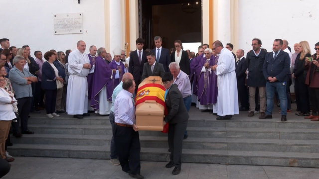 Amigos, familiares y compañeros del PP despiden a la exministra Fátima Báñez